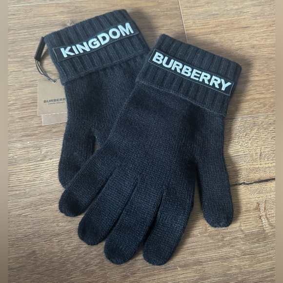 BURBERRY-AUTHENTIC (NWT) Unisex Black Cashmere Knit Gloves with Embroidery - Picture 13 of 15